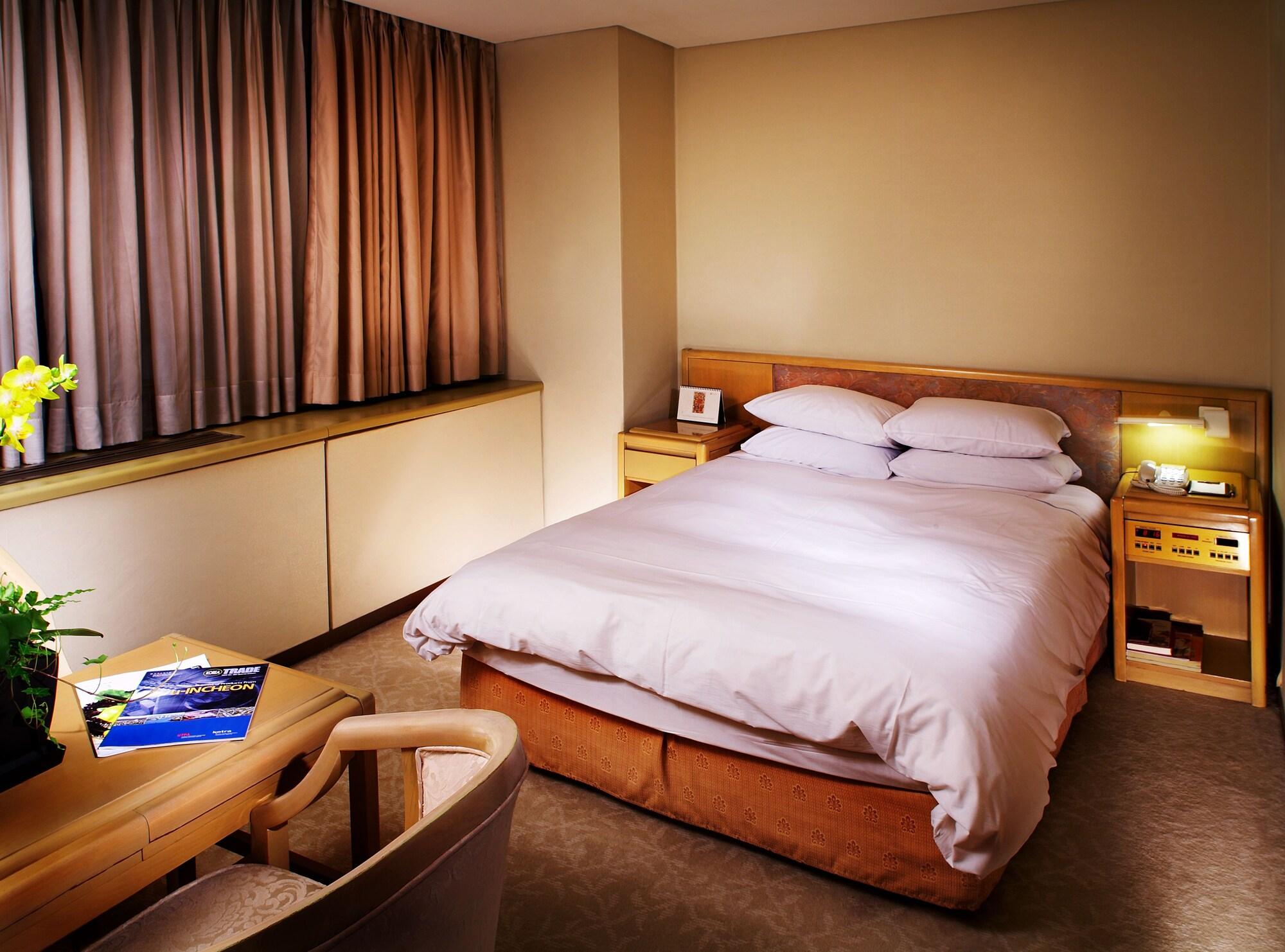 Seoul Riviera Hotel (Adults Only) Екстериор снимка