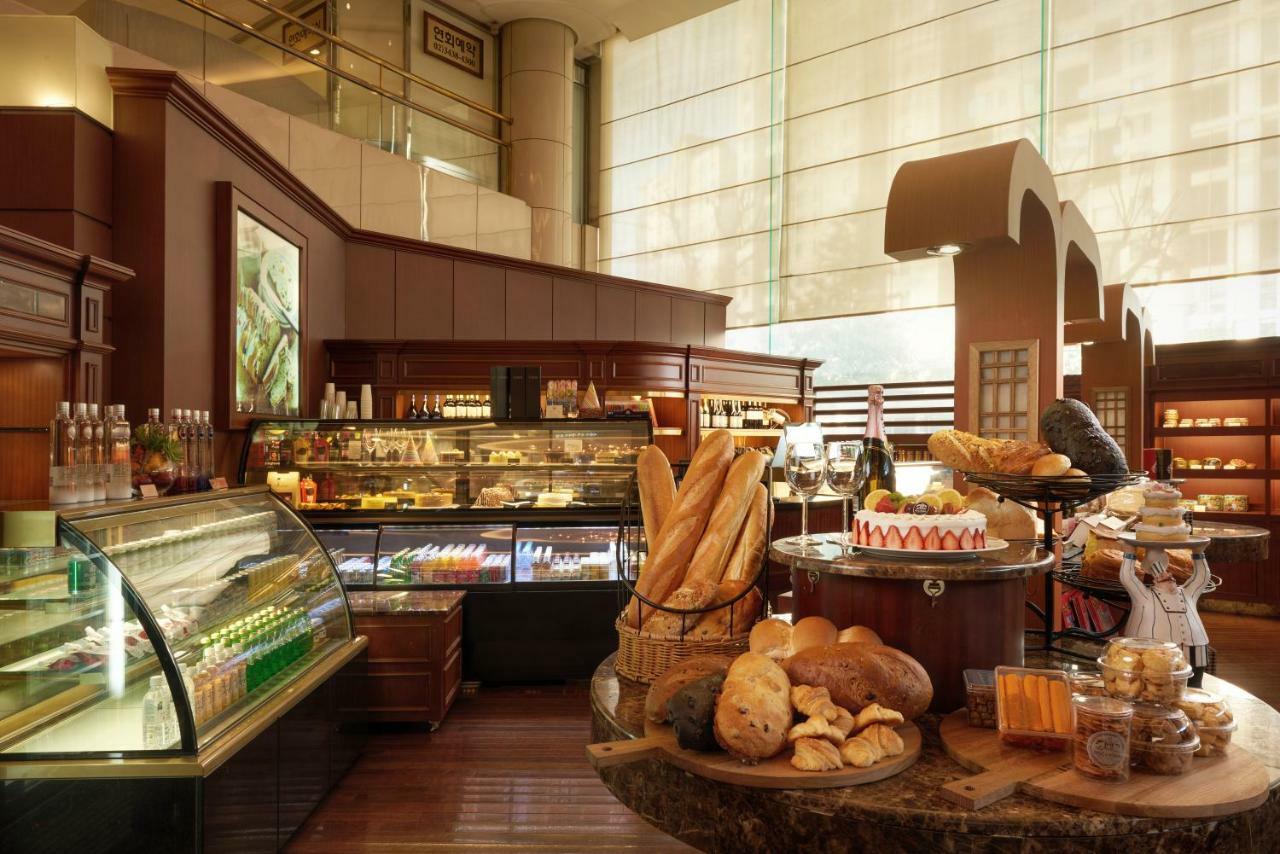 Seoul Riviera Hotel (Adults Only) Екстериор снимка